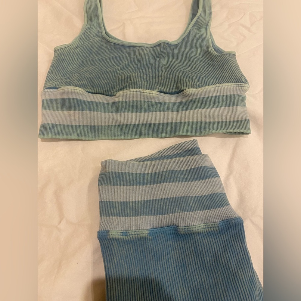 Blue Ribbed Athleisure Set - Picture 5 of 5